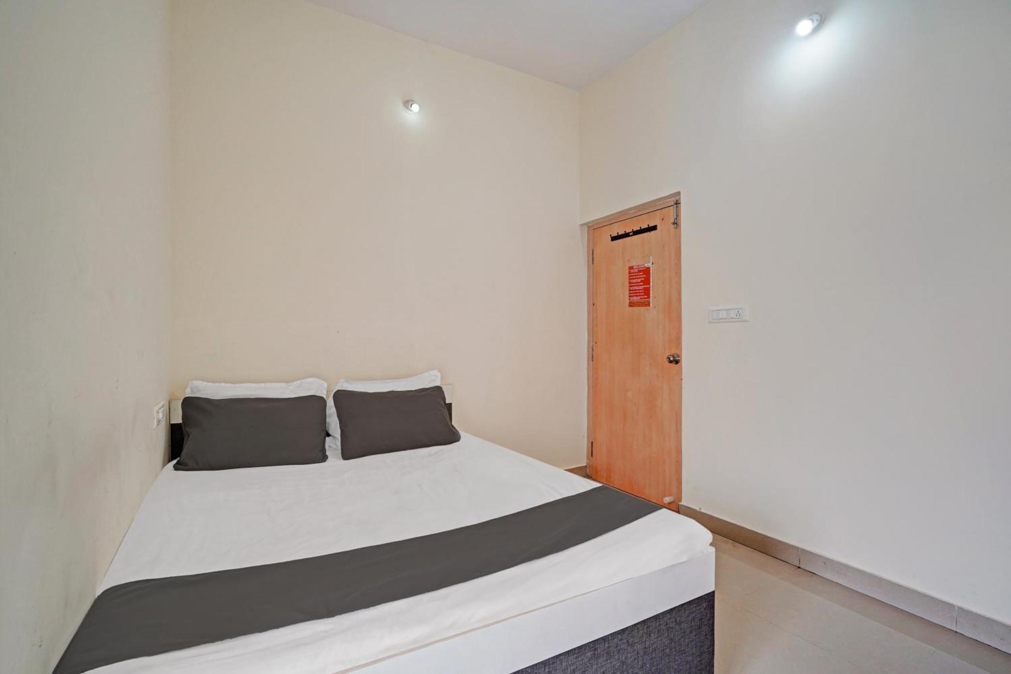 Hotel O Mg Boarding And Lodging Bangalore Eksteriør billede